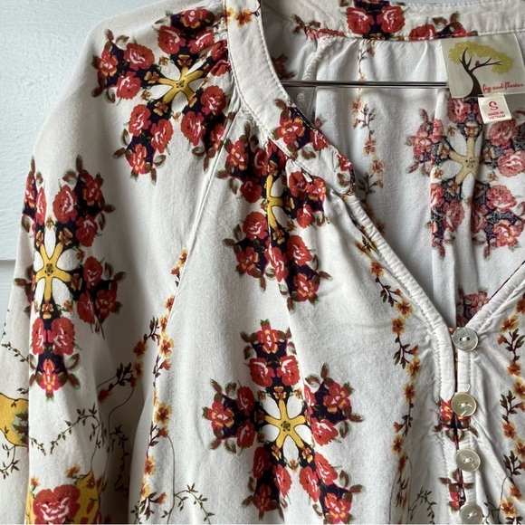 Anthropologie Fig & Flower Floral Print Women's Top - Picture 1 of 6